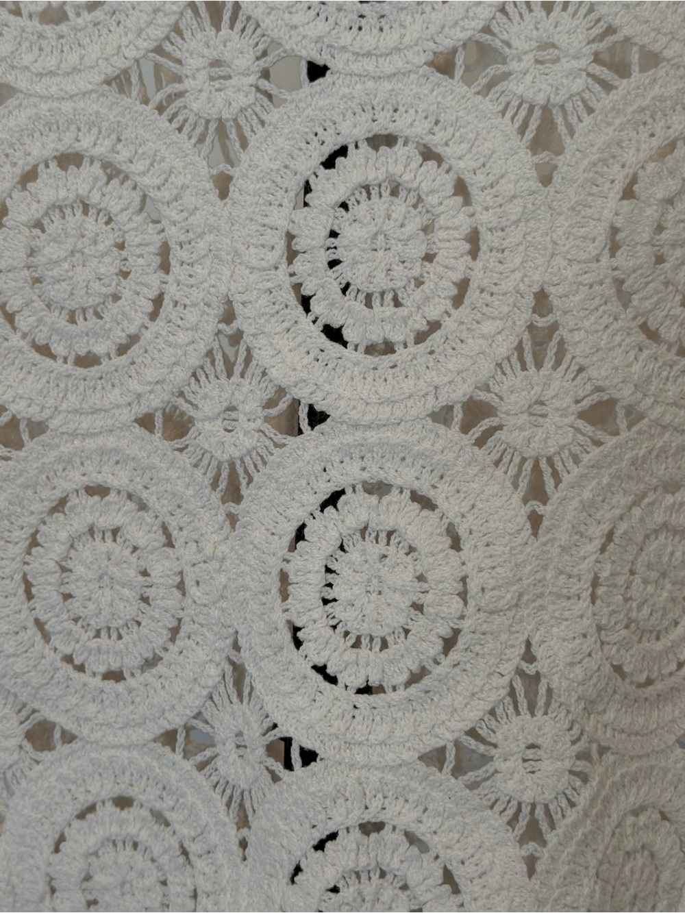 Abercrombie & Fitch Crochet Medallion Tank Top | Size Small - Picture 7 of 14